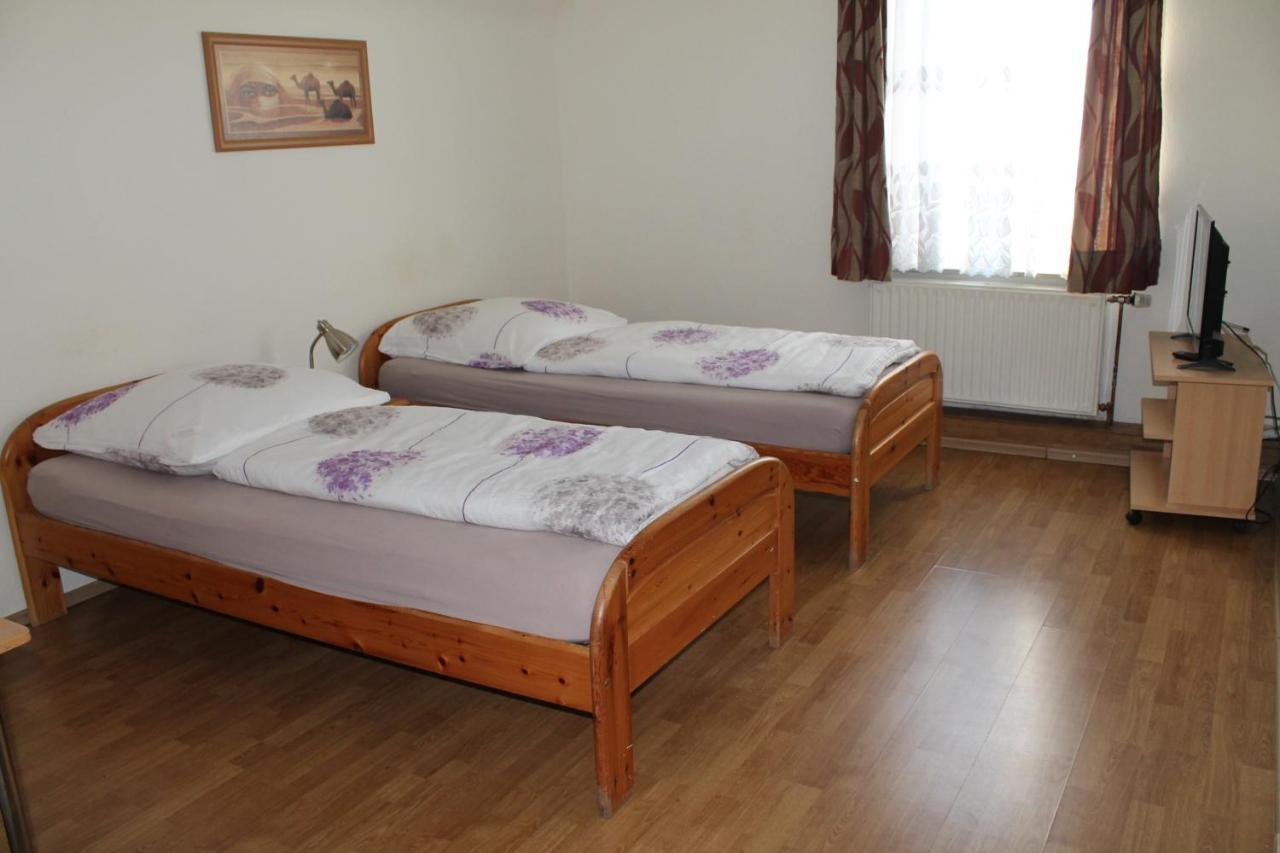 Gaststaette Alt Guest house